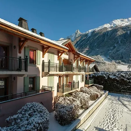 Les Sonnailles - Year