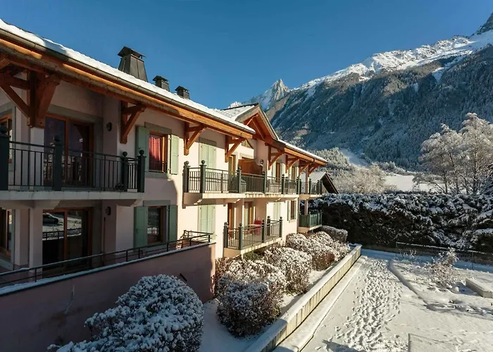 Les Sonnailles - Year