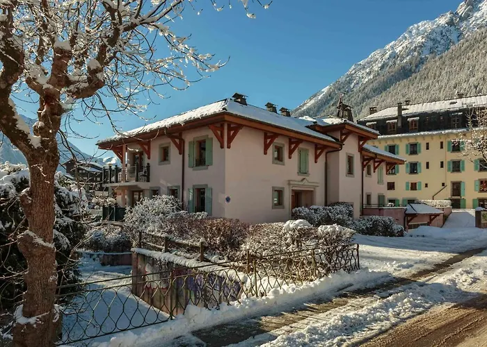 Les Sonnailles - Year Apartment